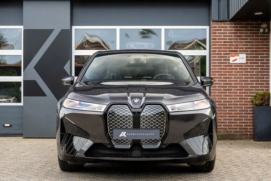 BMW iX xDrive40 Sportpakket uit 2023, foto 12