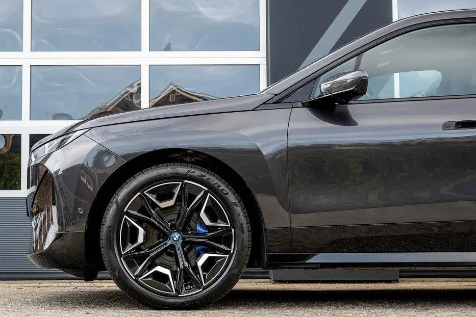 BMW iX xDrive40 Sportpakket uit 2023, foto 7