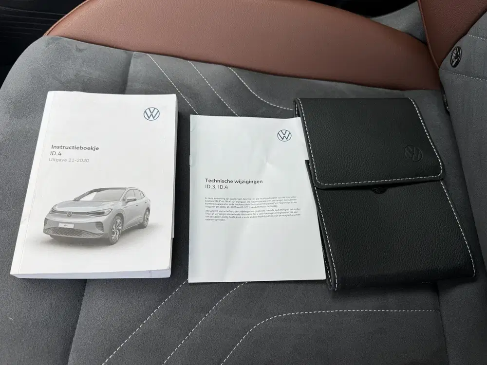 Volkswagen ID.4 First 77 kWh uit 2021, foto 11