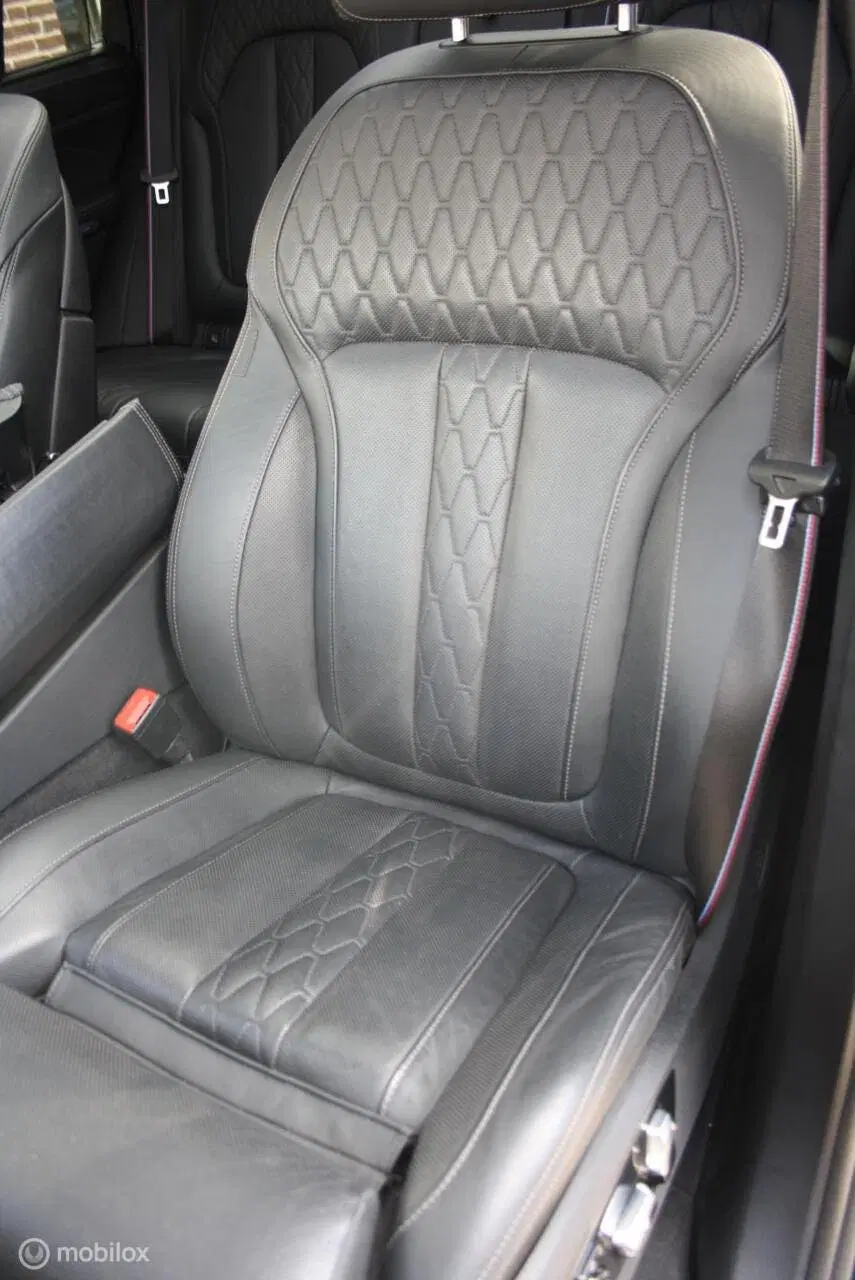 BMW X5 xDrive50e uit 2024, foto 15