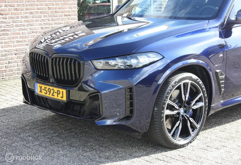 BMW X5 xDrive50e uit 2024, foto 4