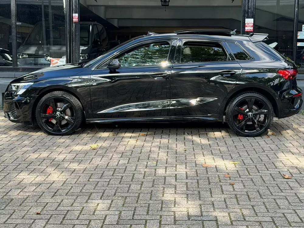Audi A3 40 TFSI e 3X S-Line Aut*Pano*Hud*Matrix*Ac uit 2021, foto 3