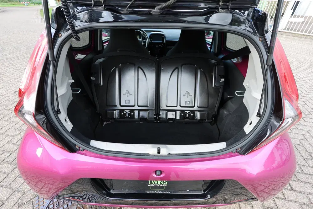 Toyota Aygo 1.0 VVT-i x-cite uit 2019, foto 14