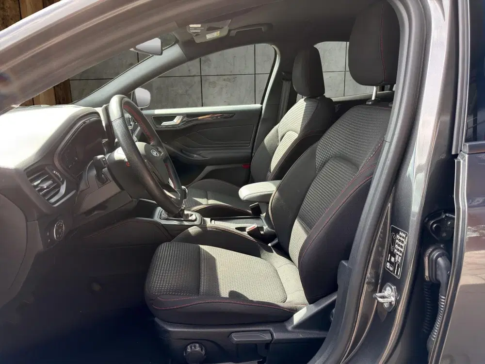 Ford Focus 1.0 EcoBoost Hybrid ST Line X uit 2022, foto 14