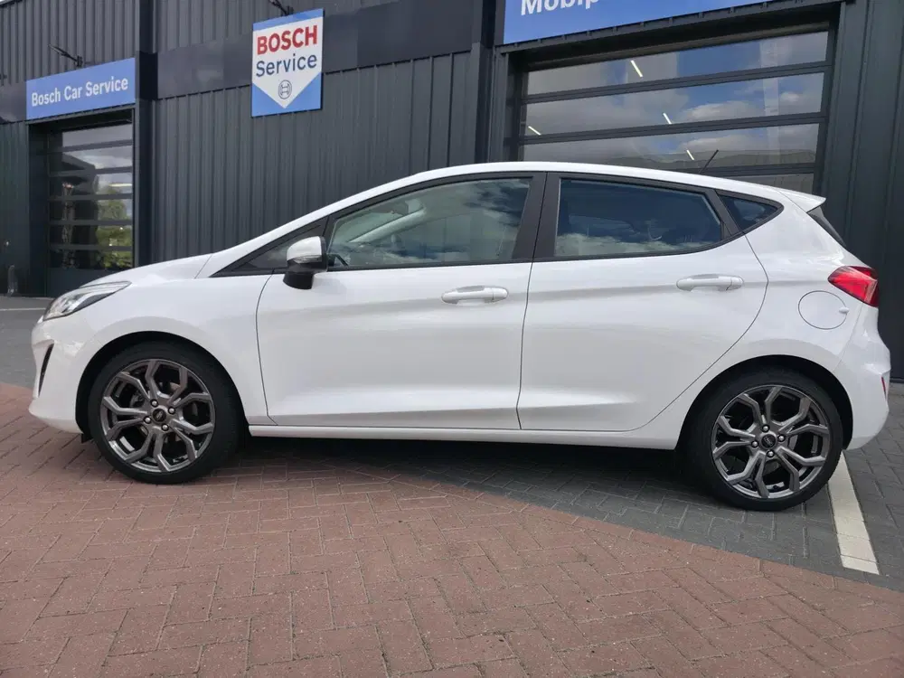 Ford Fiesta 1.0 EcoBoost Automaat uit 2021, foto 2