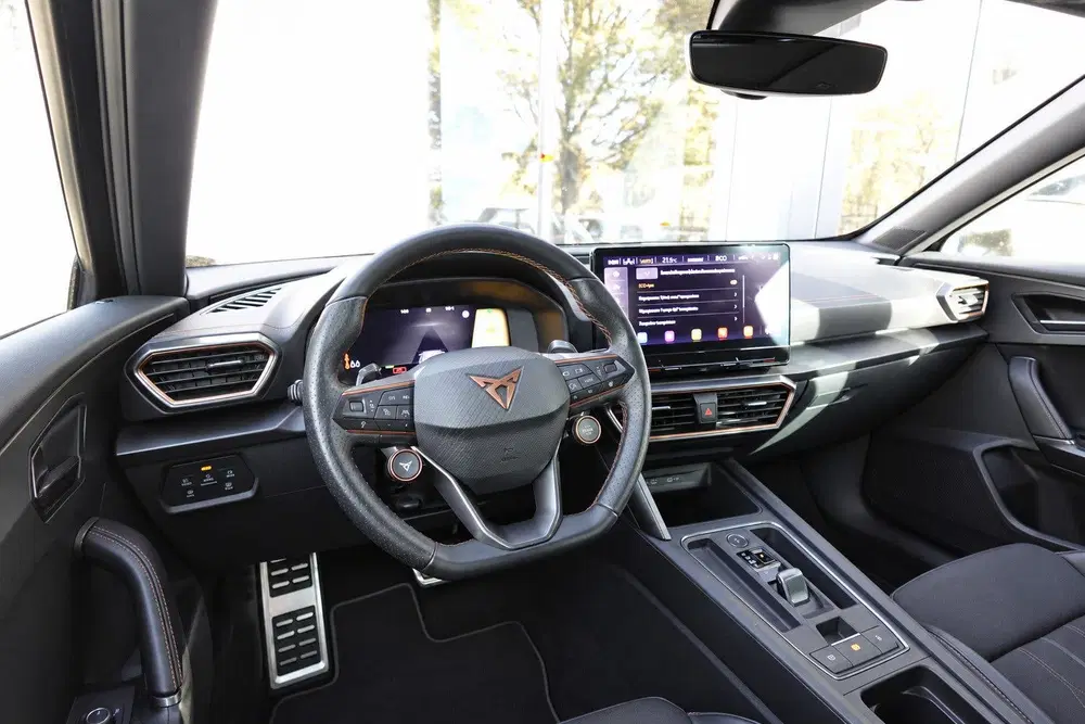 Cupra Formentor 1.4 e-Hybrid VZ PANO KEYLESS 360 ACC VOL uit 2022, foto 4