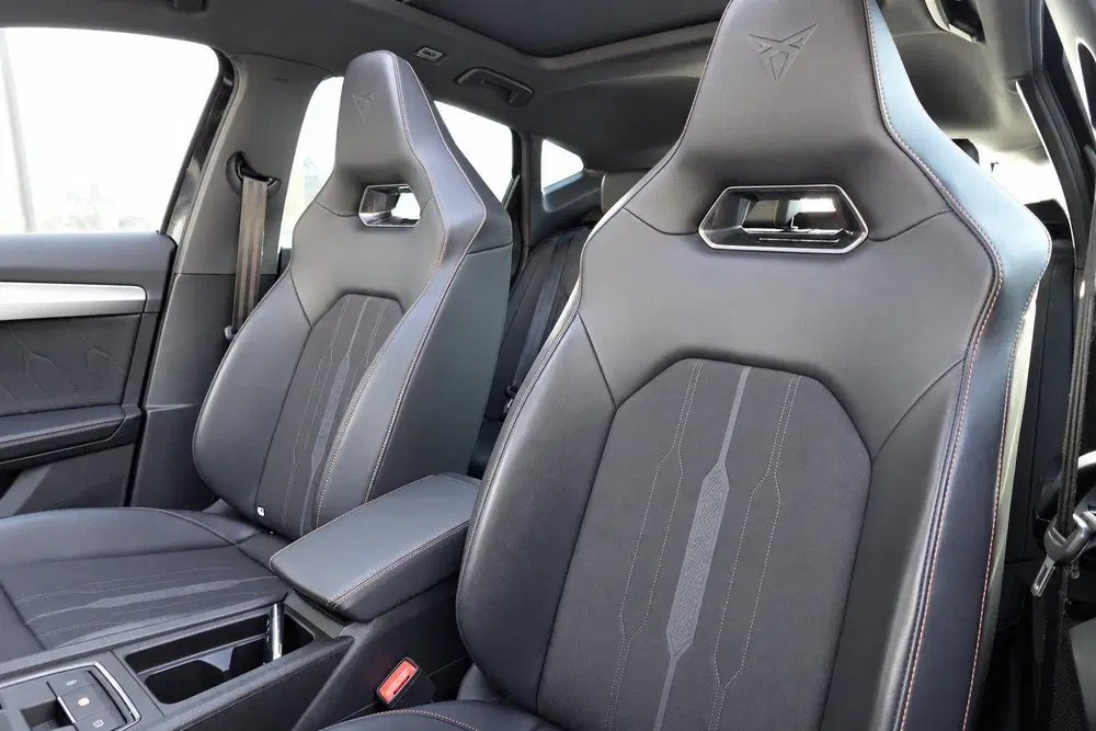 Cupra Formentor 1.4 e-Hybrid VZ PANO KEYLESS 360 ACC VOL uit 2022, foto 5