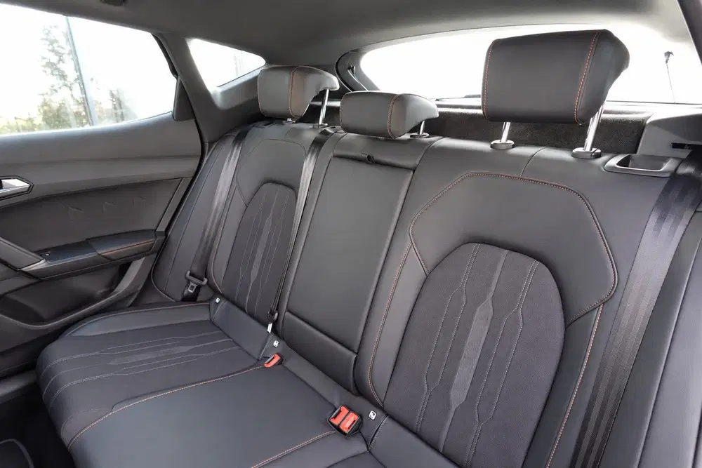 Cupra Formentor 1.4 e-Hybrid VZ PANO KEYLESS 360 ACC VOL uit 2022, foto 8