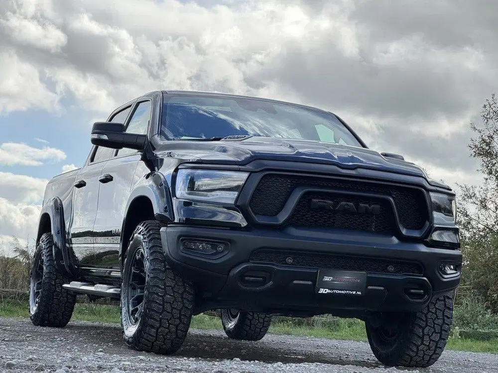 Dodge RAM REBEL 5.7L V8 WIDEBODY uit 2021, foto 2