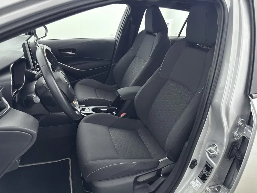Toyota Corolla 1.8 Hybrid Business uit 2020, foto 15