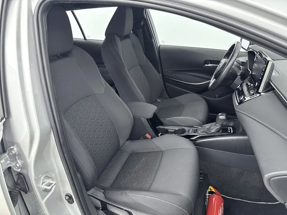 Toyota Corolla 1.8 Hybrid Business uit 2020, foto 6