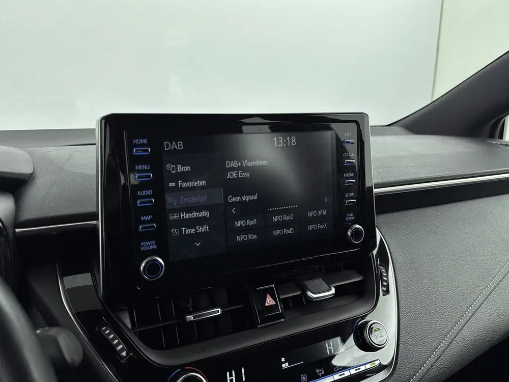 Toyota Corolla 1.8 Hybrid Business uit 2020, foto 7