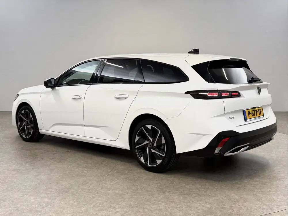 Peugeot 308 1.2 PureTech Allure Pack Business uit 2022, foto 3