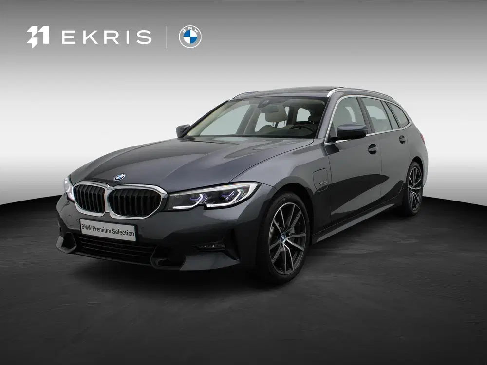 BMW 3-serie Touring 330e Business Edition uit 2022