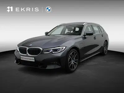 BMW 3-serie Touring 330e Business Edition uit 2022