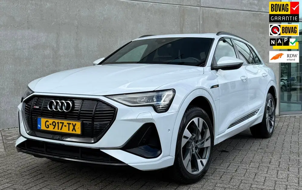 Audi e-tron 50 quattro Launch edition Black 71 kWh S l uit 2019