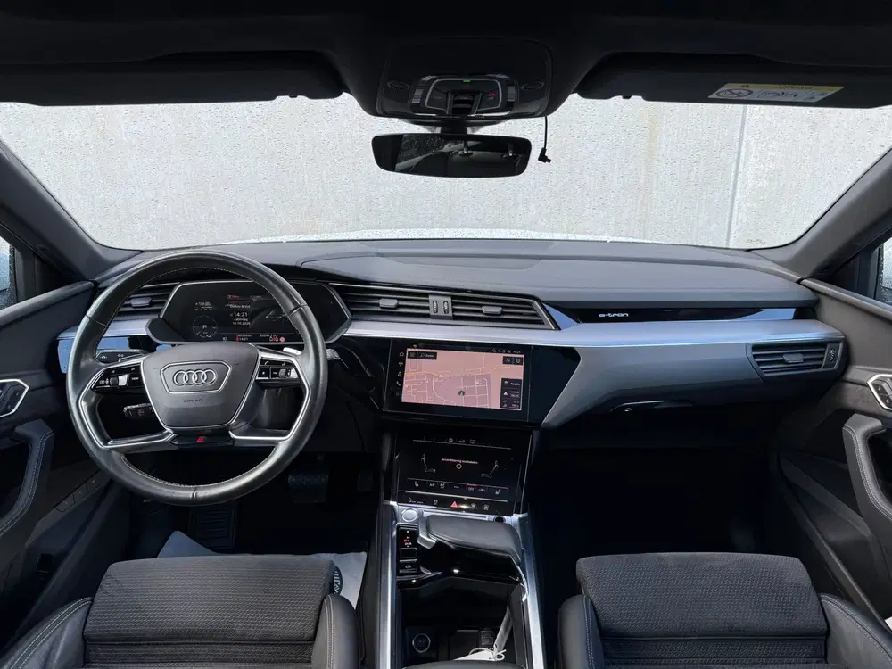 Audi e-tron 50 quattro Launch edition Black 71 kWh S l uit 2019, foto 10
