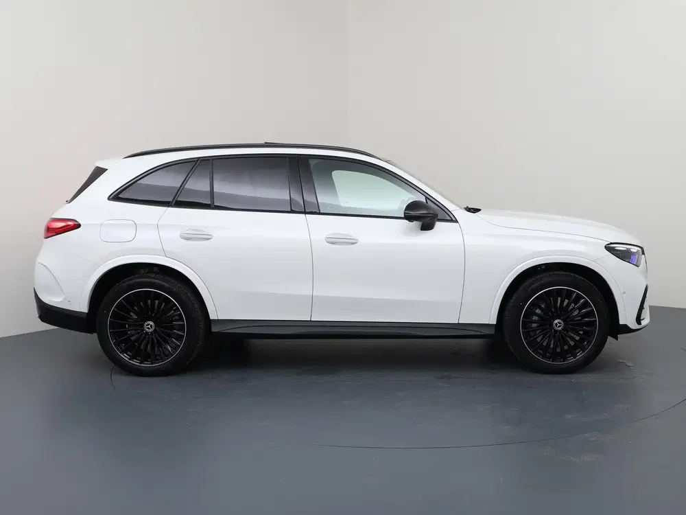Mercedes-Benz GLC 300e 4MATIC AMG Line uit 2026, foto 6