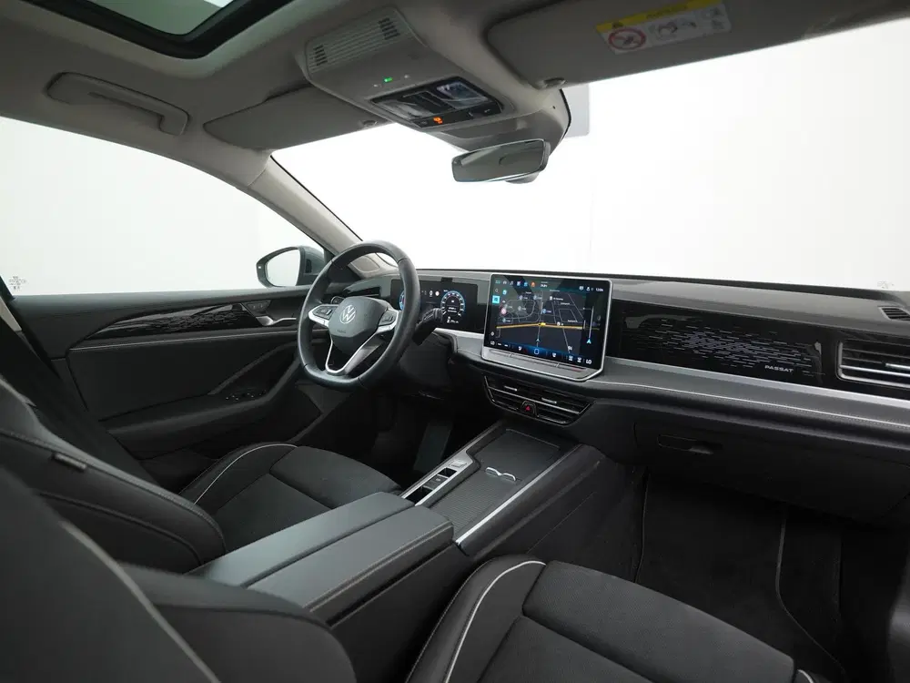 Volkswagen Passat 1.5 eTSI Business DSG uit 2024, foto 2