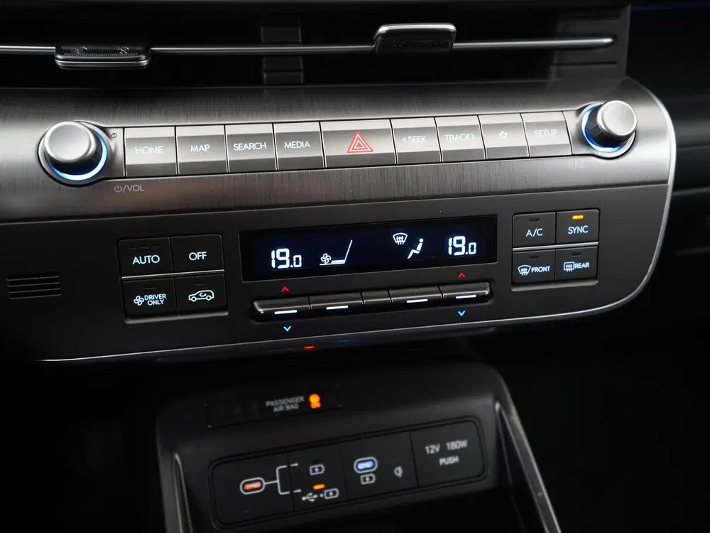 Hyundai KONA 1.6 GDI HEV Premium uit 2024, foto 14
