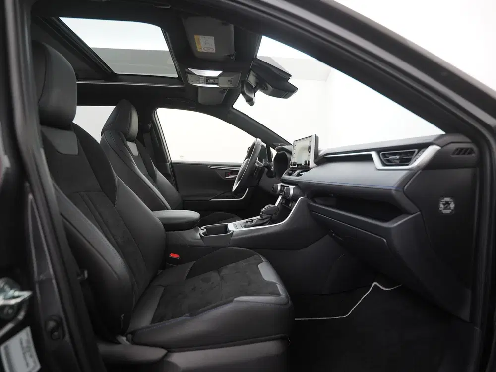 Toyota RAV 4 2.5 Hybrid AWD Bi-Tone uit 2022, foto 3