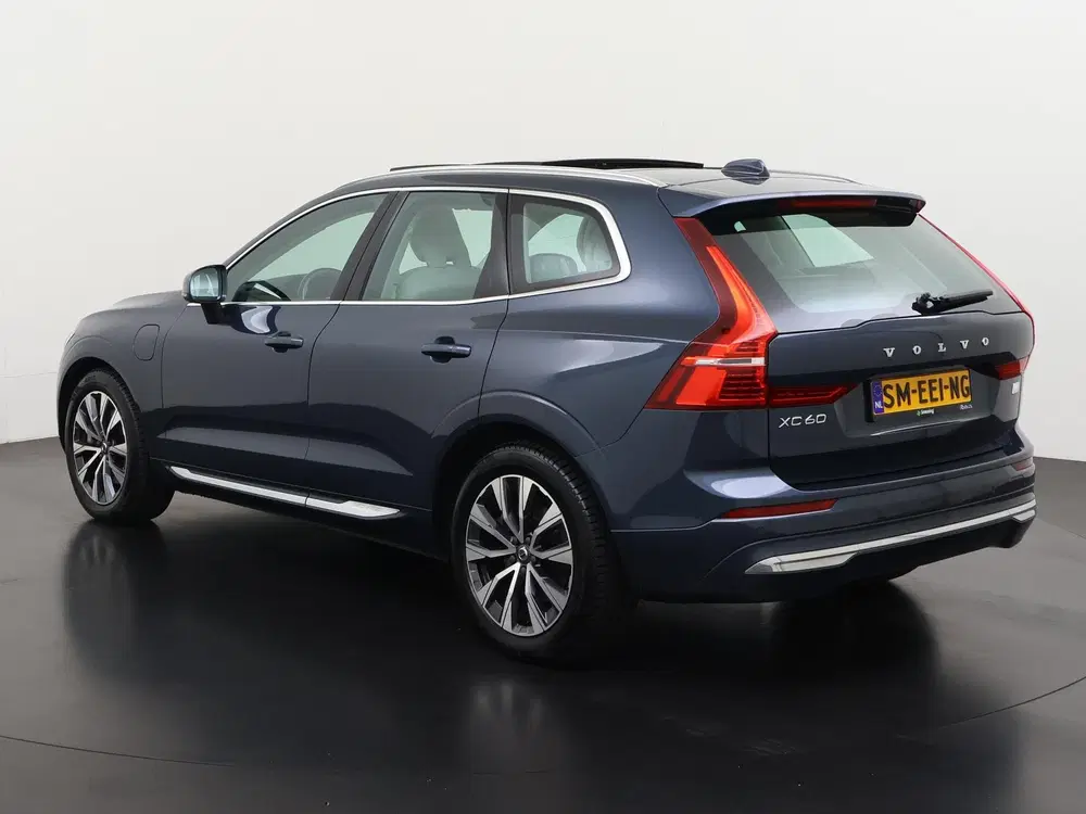 Volvo XC60 T8 Long Range AWD Plus Bright uit 2022, foto 7