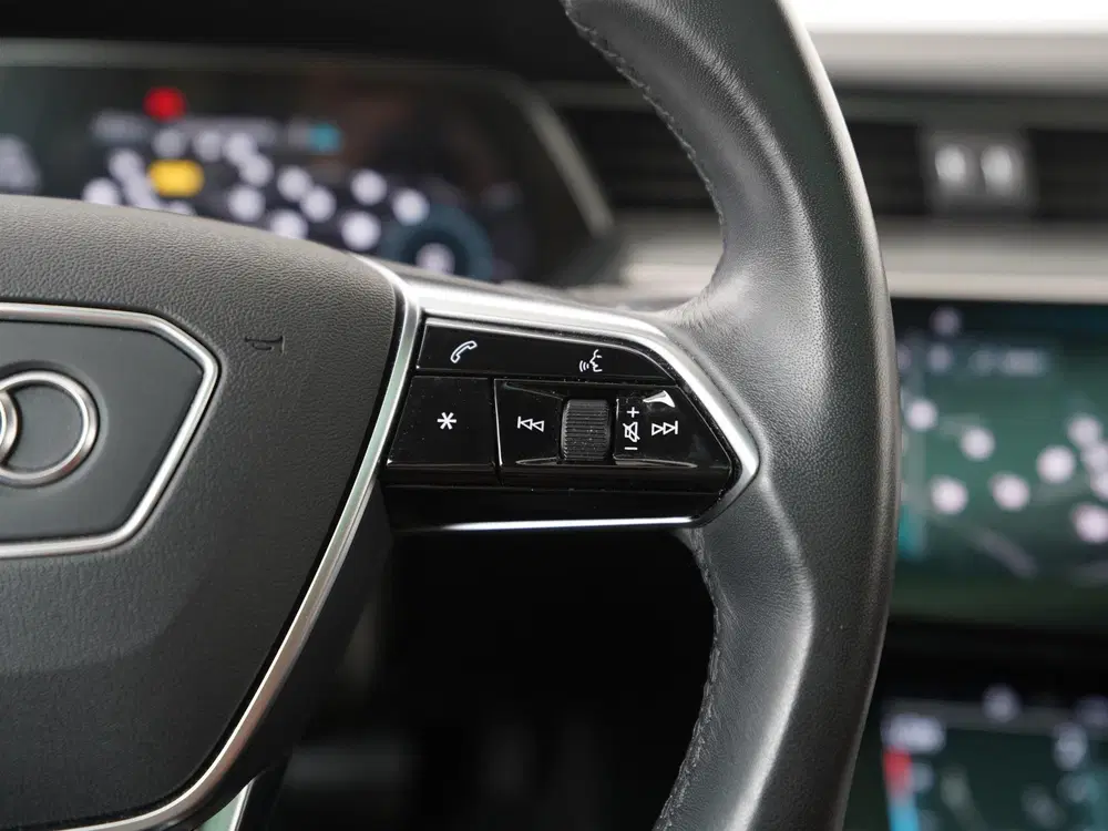 Audi e-tron 55 quattro Advanced 95 kWh uit 2023, foto 10