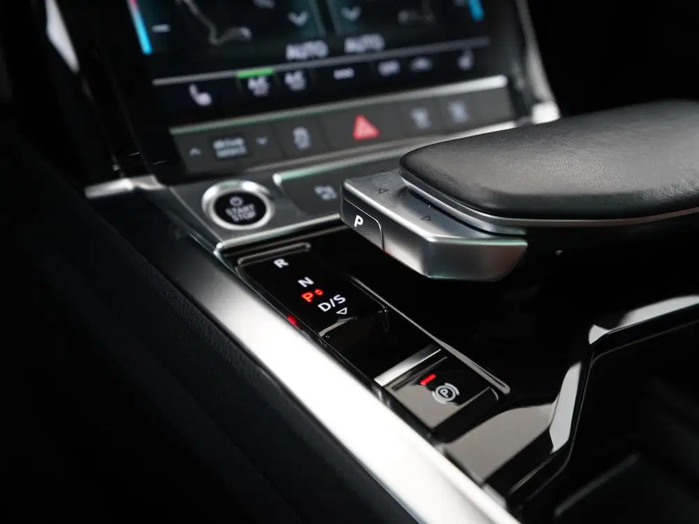 Audi e-tron 55 quattro Advanced 95 kWh uit 2023, foto 11