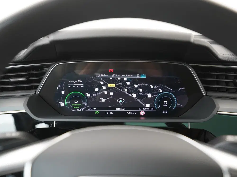 Audi e-tron 55 quattro Advanced 95 kWh uit 2023, foto 9