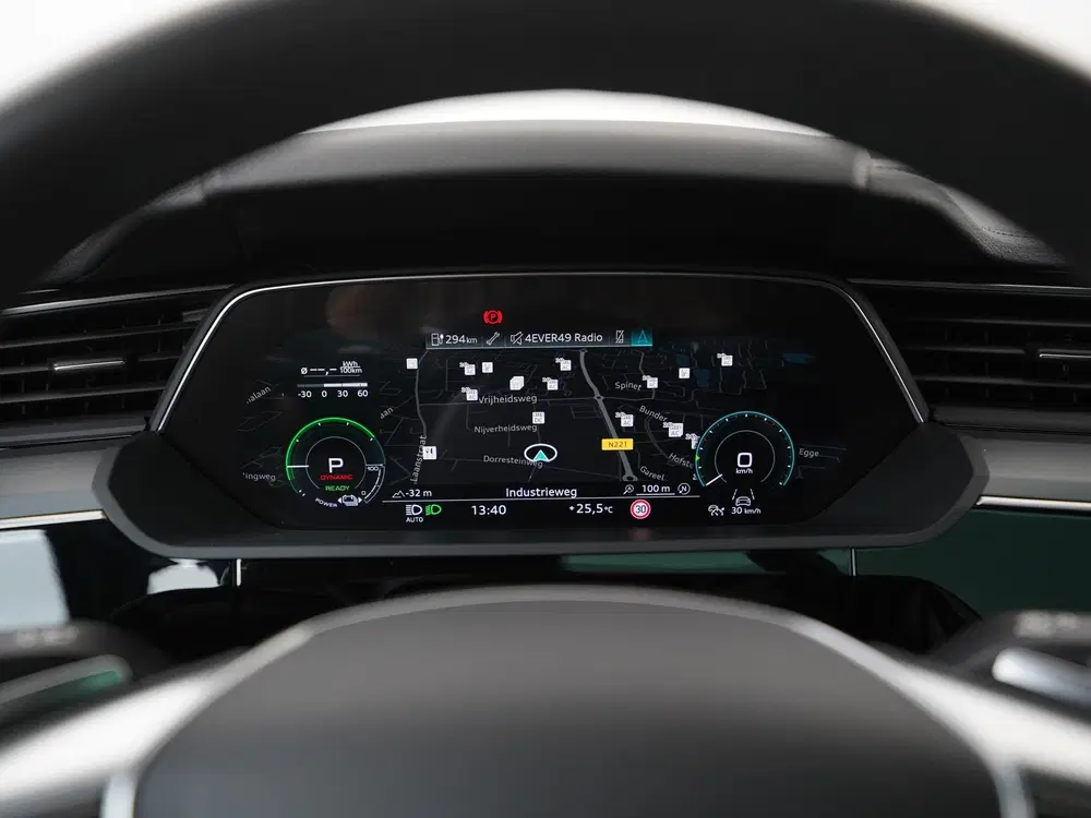 Audi e-tron 55 quattro Advanced 95 kWh uit 2023, foto 9