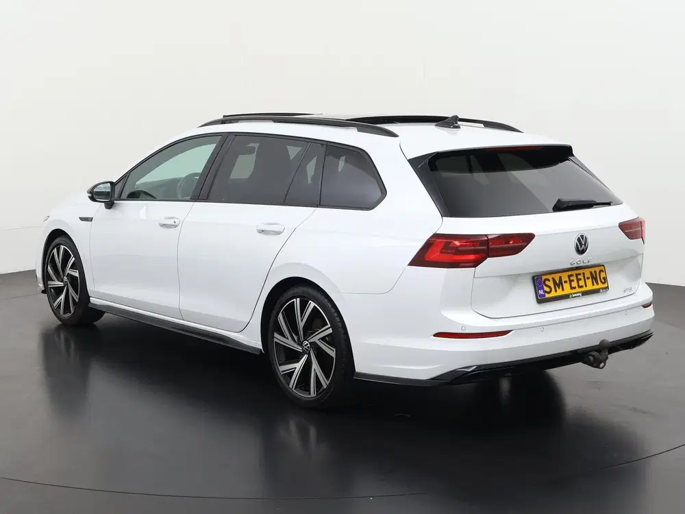 Volkswagen Golf 1.5 eTSI R-Line DSG uit 2023, foto 7