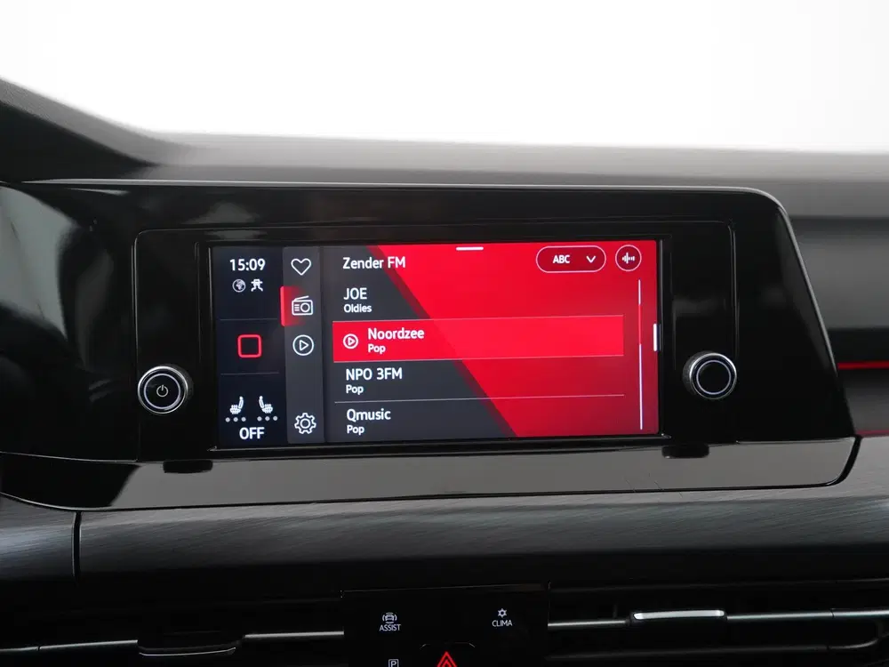 Volkswagen Golf 1.5 eTSI Style DSG uit 2020, foto 15