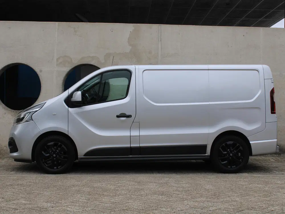 Renault Trafic 2.0 dCi 170 T29 L1H1 Luxe uit 2021, foto 3