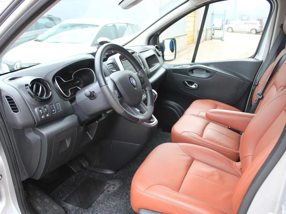 Renault Trafic 2.0 dCi 170 T29 L1H1 Luxe uit 2021, foto 4