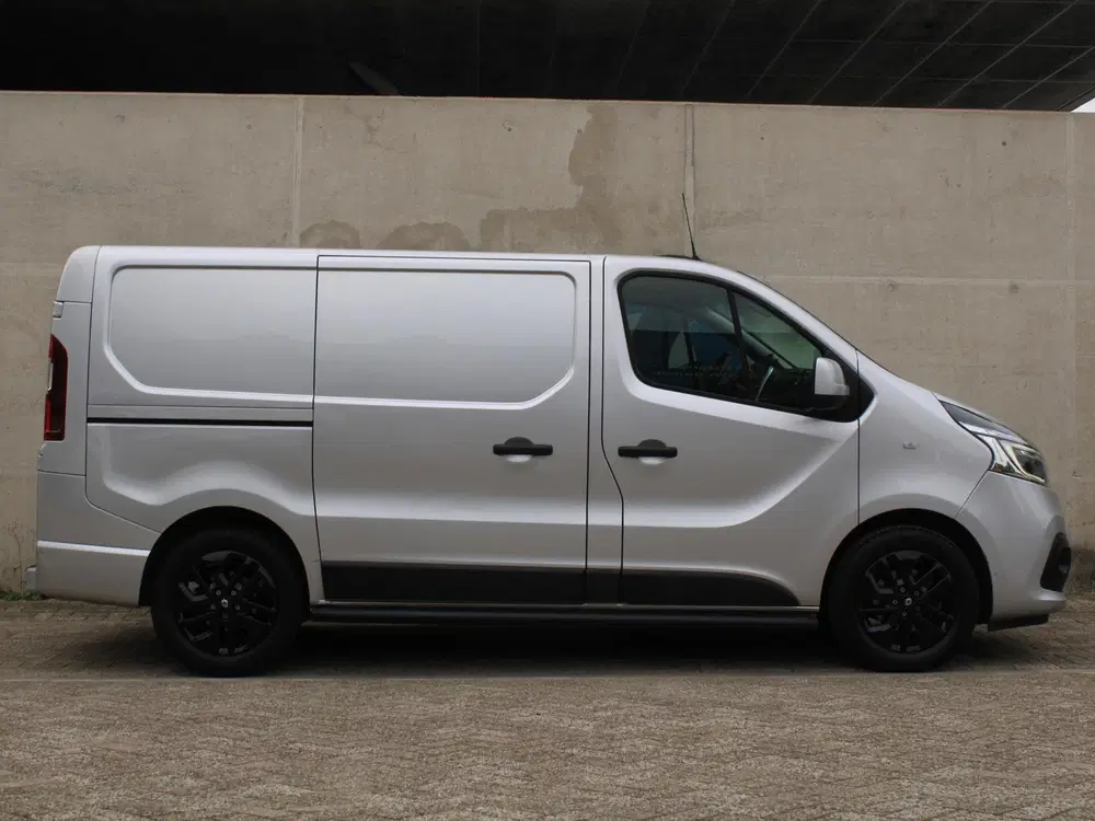Renault Trafic 2.0 dCi 170 T29 L1H1 Luxe uit 2021, foto 5