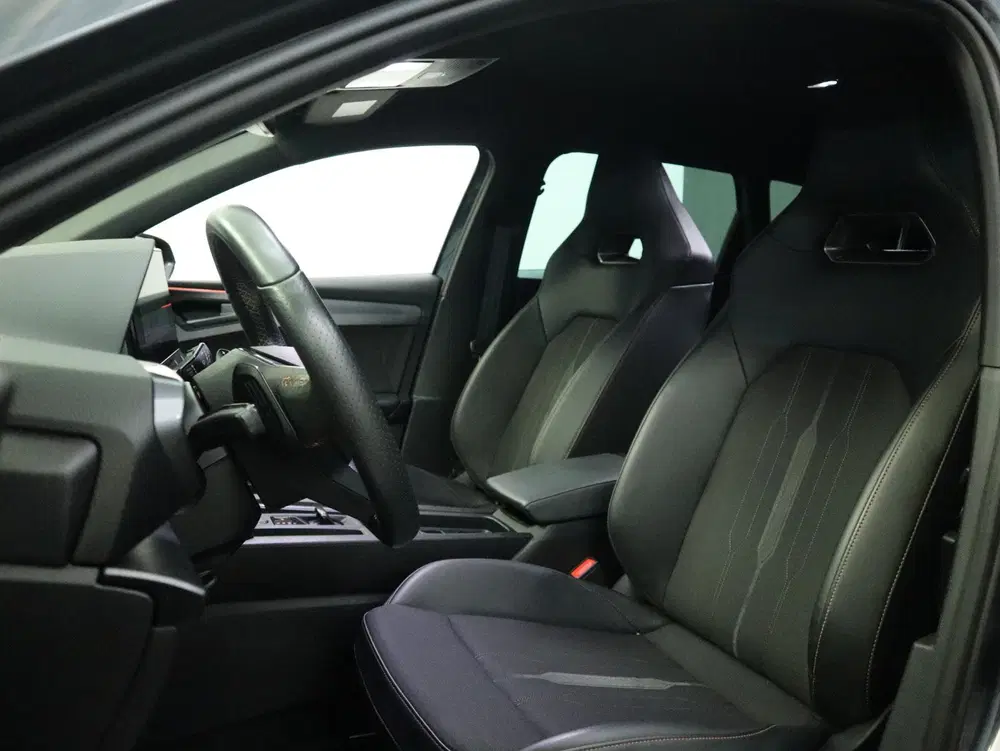 Cupra Leon 1.4 e-Hybrid Business uit 2023, foto 2
