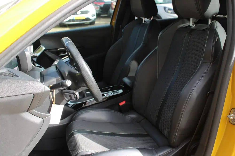 Peugeot 208 1.2 PureTech GT (bj 2021) uit 2021, foto 6