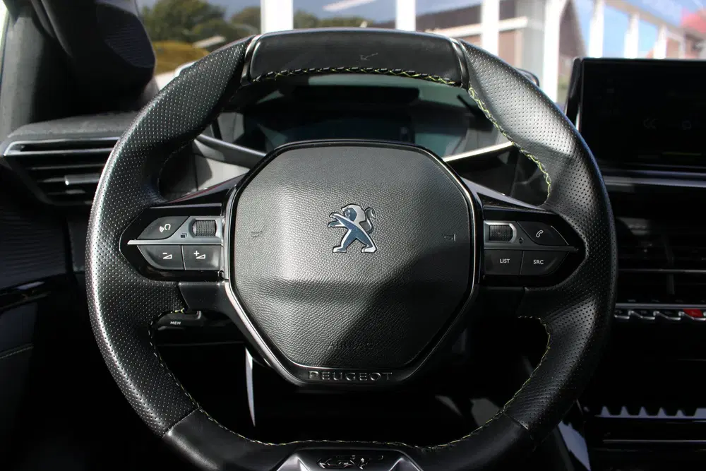 Peugeot 208 1.2 PureTech GT (bj 2021) uit 2021, foto 8