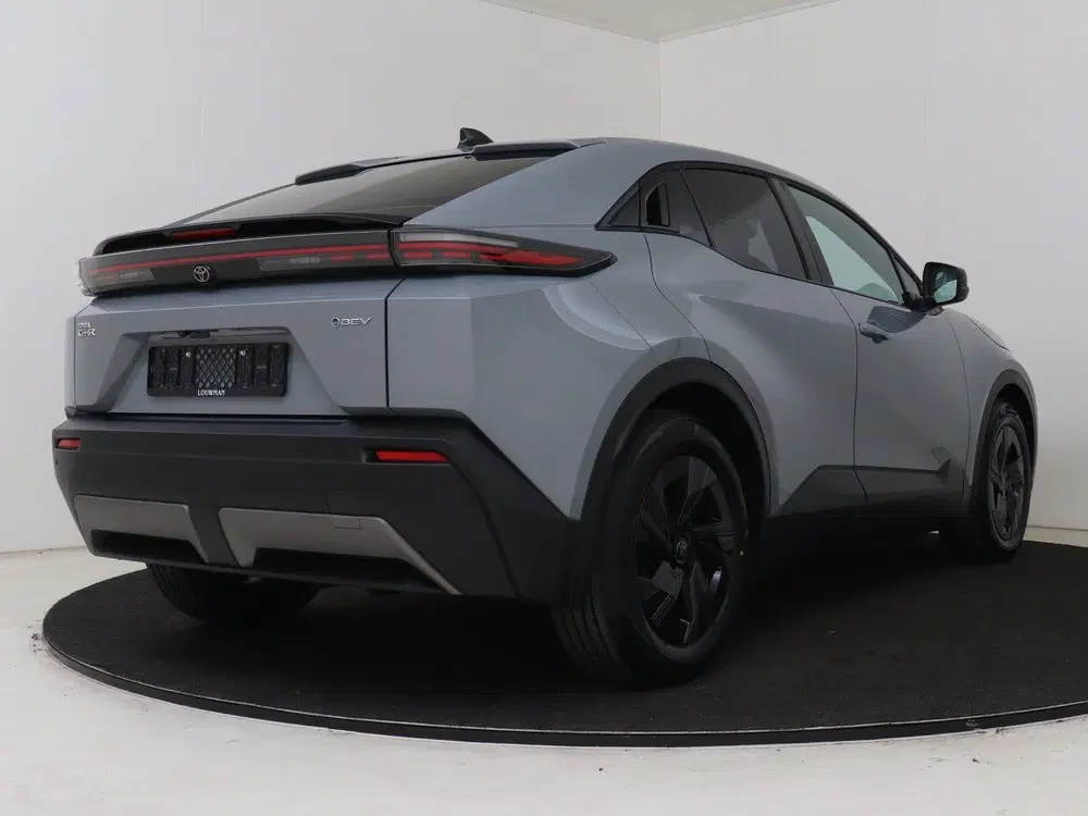 Toyota C-HR First Edition 77 kWh *DEMO* uit 2026, foto 2