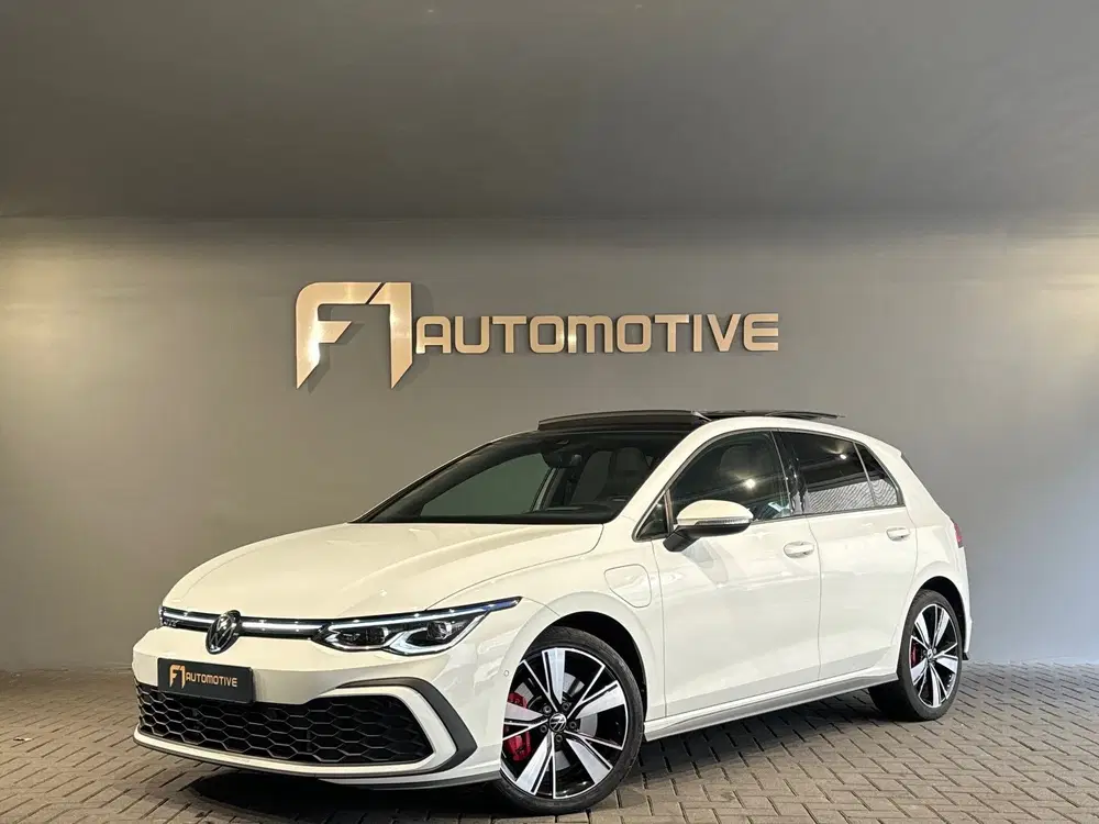 Volkswagen Golf 1.4 eHybrid GTE Pano uit 2021
