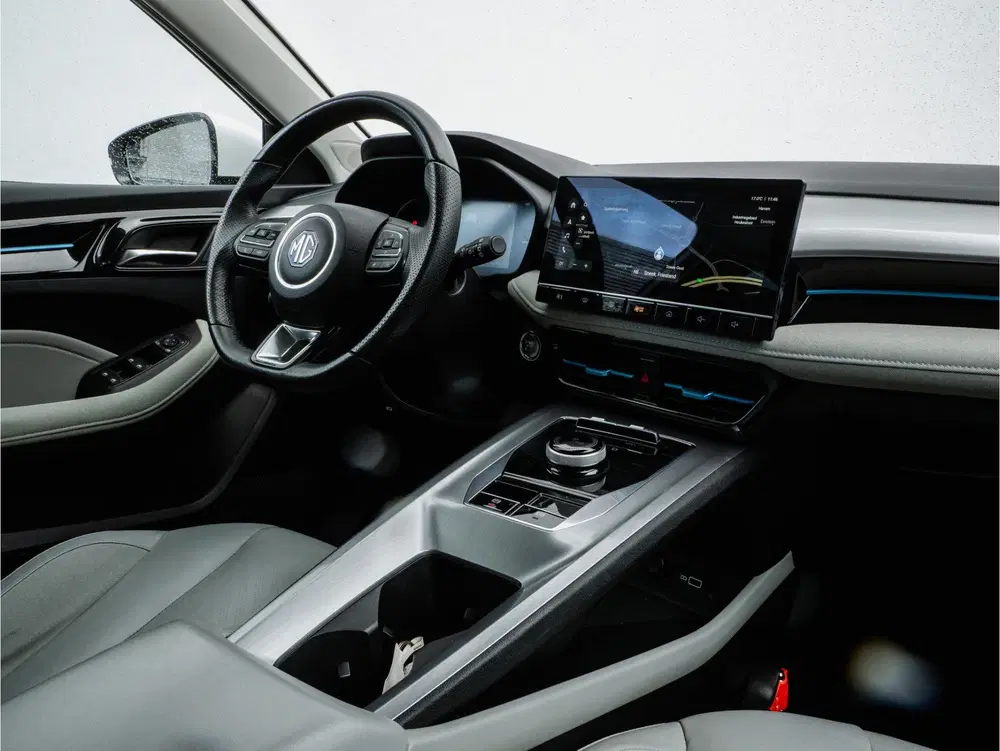 MG MG5 Standard Range Luxury 50 kWh SOH 87% Leer uit 2022, foto 3