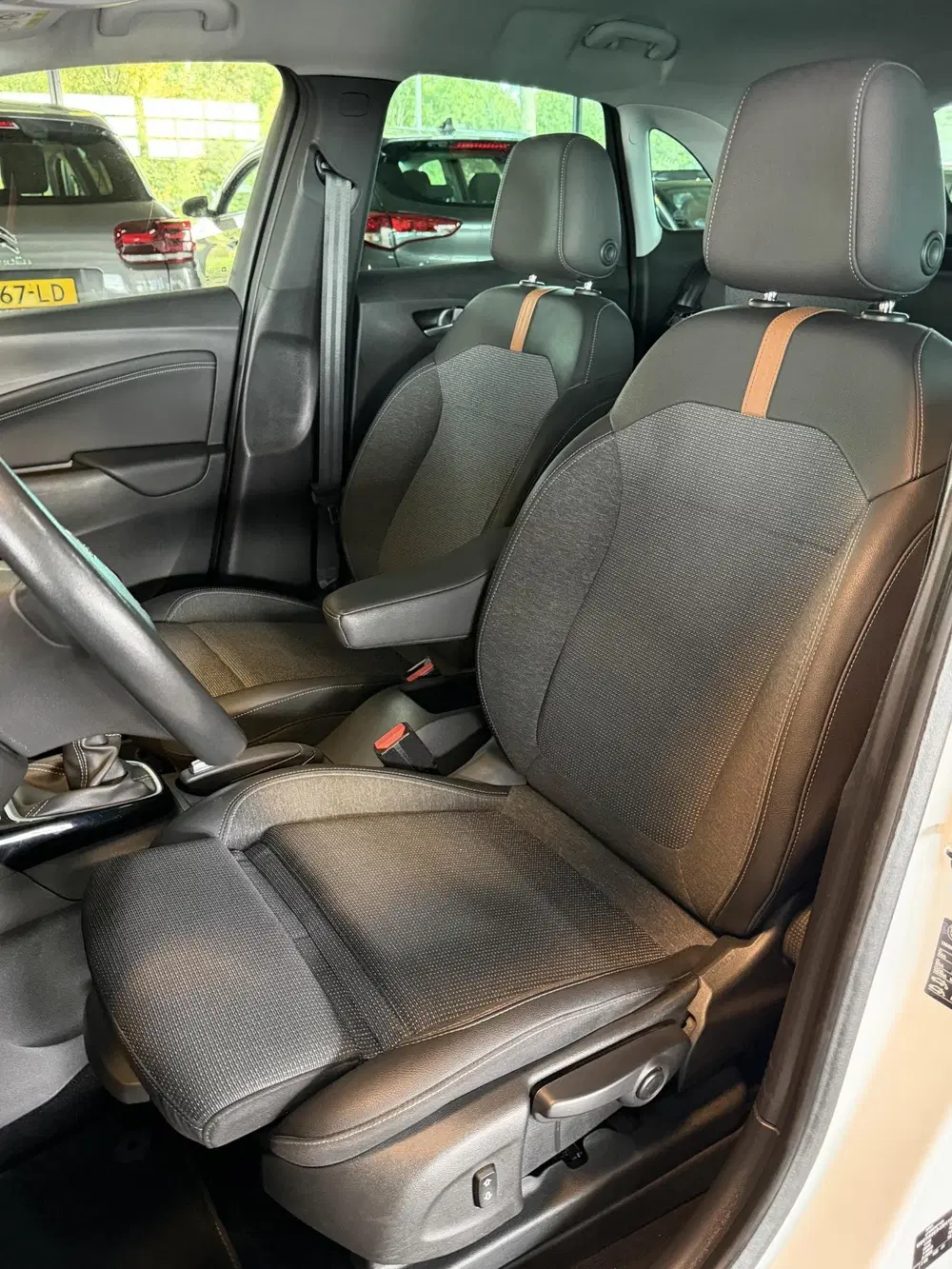 Opel Crossland 1.2 Turbo Elegance Trekhaak afn. uit 2021, foto 9
