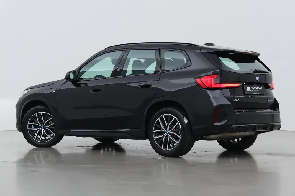 BMW X1 xDrive25e uit 2025, foto 2