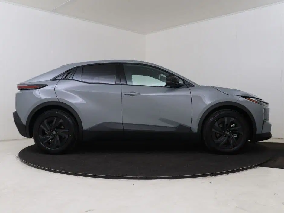 Toyota C-HR First Edition 77 kWh uit 2026, foto 6