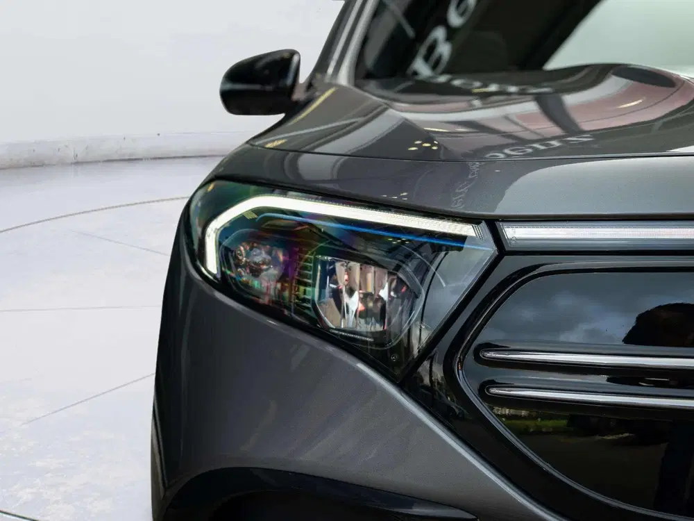 Mercedes-Benz EQB 300 4MATIC AMG Line 7p. 67 kWh uit 2023, foto 4