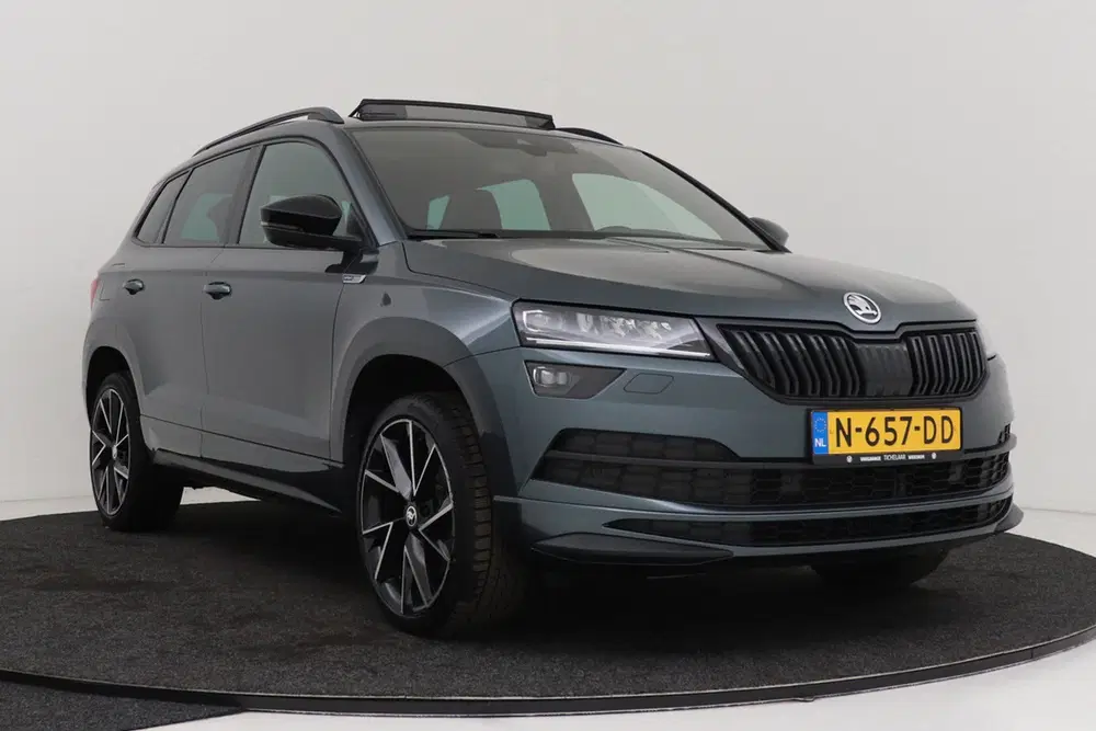 Skoda Karoq 1.5 TSI ACT Sportline Business uit 2021, foto 13