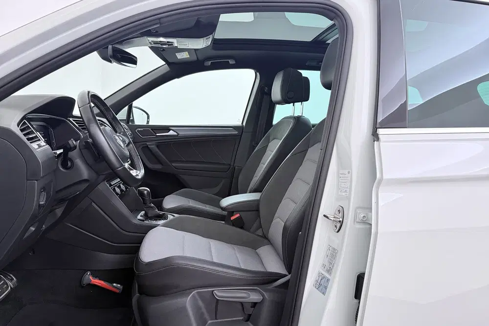 Volkswagen Tiguan 1.5 TSI ACT Highline R-line uit 2019, foto 9