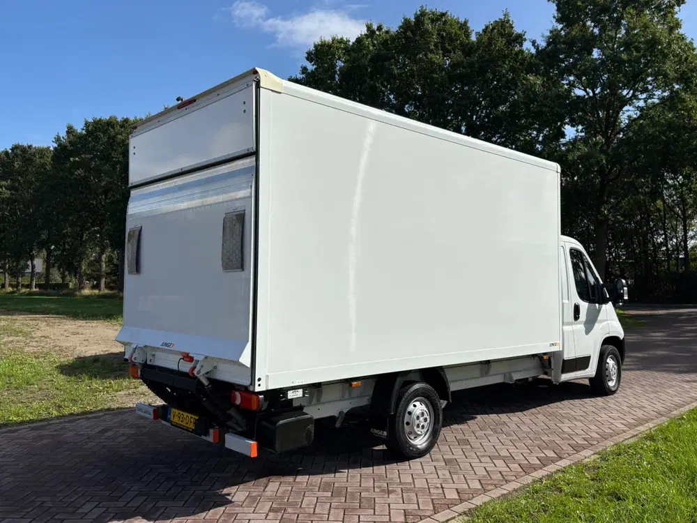 Peugeot Boxer 2.2 141pk Bakwagen Laadklep 750 KG N1 uit 2022, foto 6