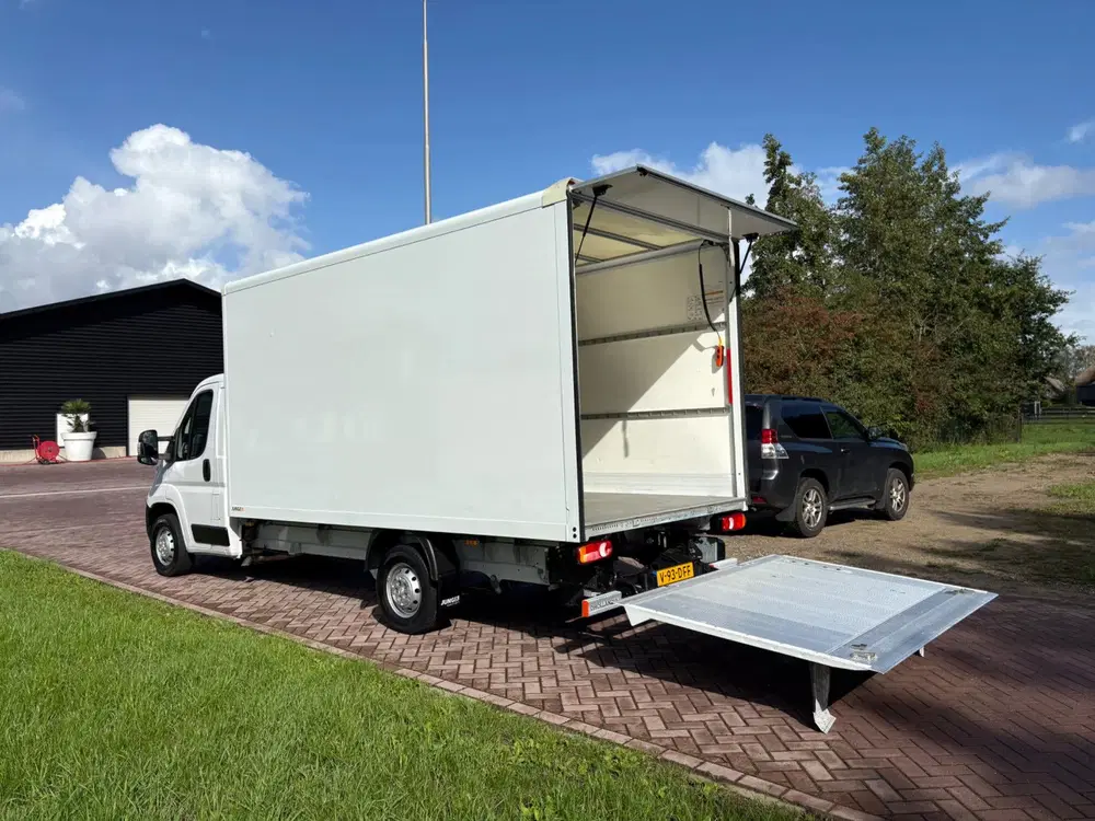 Peugeot Boxer 2.2 141pk Bakwagen Laadklep 750 KG N1 uit 2022, foto 7