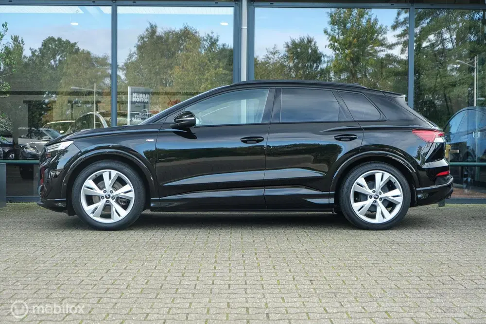 Audi Q4 e-tron 35 Advanced edition S-line 55 kWh uit 2022, foto 3